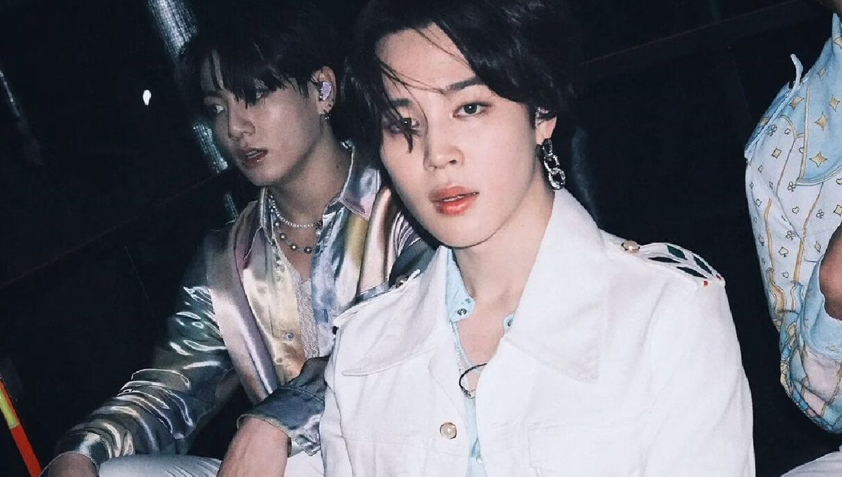 Jimin De Bts Muestra Por Primera Vez El Tatuaje De Lunas En Su Espalda