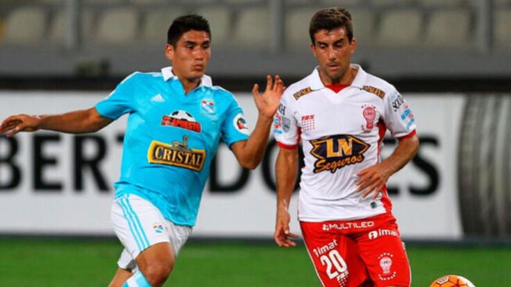 El equipo Sporting Cristal de Perú venció a Huracán de Argentina con un marcador de 1-0 en el tiempo extra del partido disputado anoche en el Estadio Nacional de Lima. El gol decisivo fue marcado por Irven Ávila en el minuto 97.